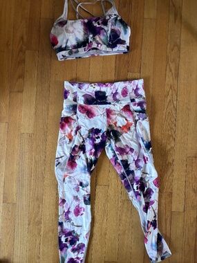Athleta bra & leggings matching